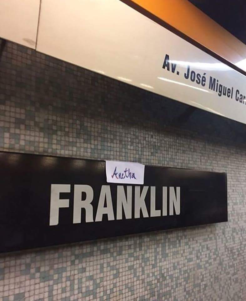 cleporati's tweet image. Buenos días!
Ella se merecía una intervención como esta en Metro Franklin. 
Que menos no?