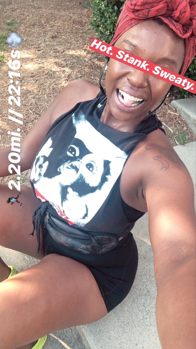 CaressDeez's tweet photo. Yesterday. #bgr #thickthighssavelives #Workdeez https://t.co/OG0sX2HEgp