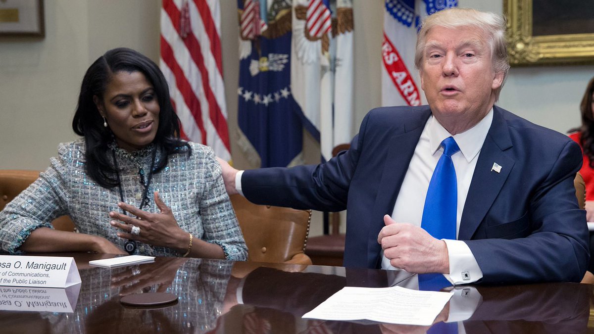 Omarosa has video, audio, texts, source says bit.ly/2weeySL https://t.co/Jwm4hqiE5e