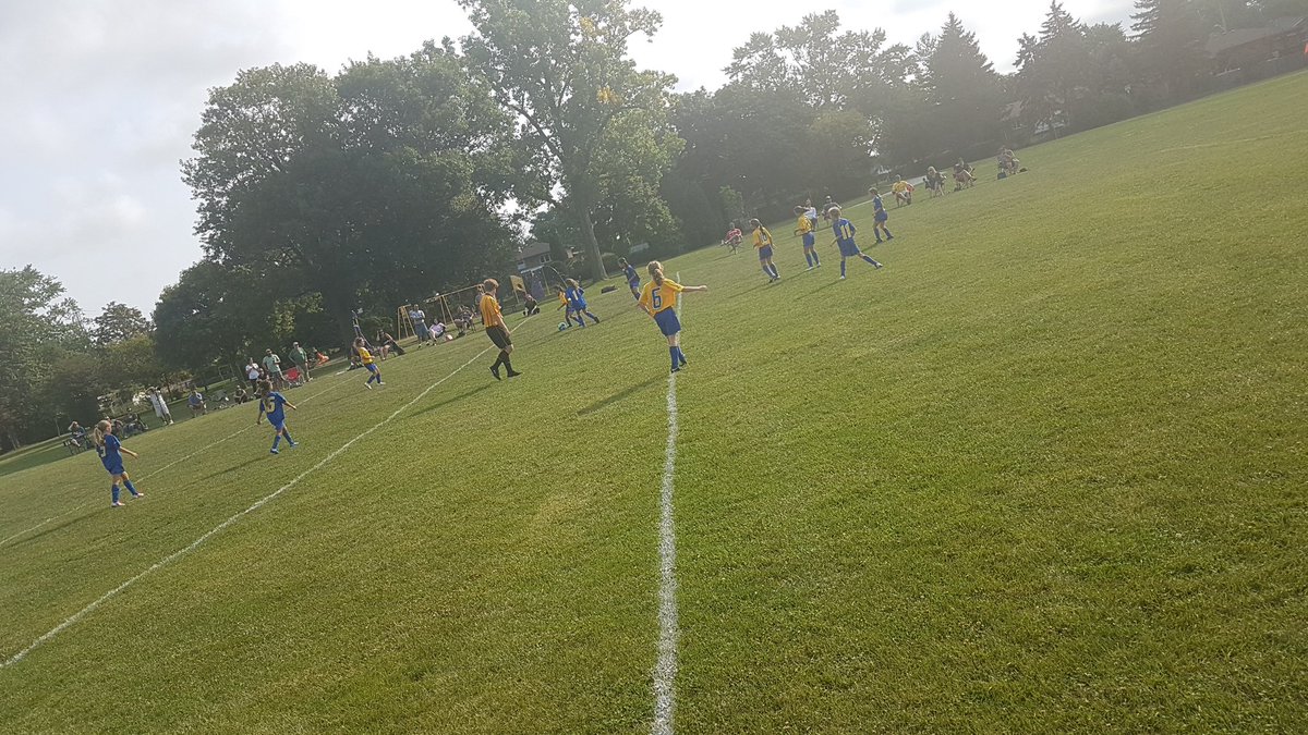 FJBMasonry's tweet photo. Of course I coach #soccer for #Caboto ❤❤❤ #yqg https://t.co/f90iub1lix