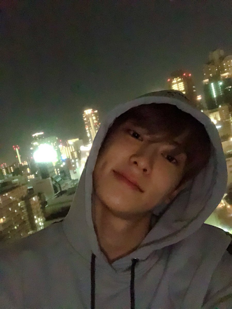 오사카의 밤🌙 -재혀니

#NCT #NCT127