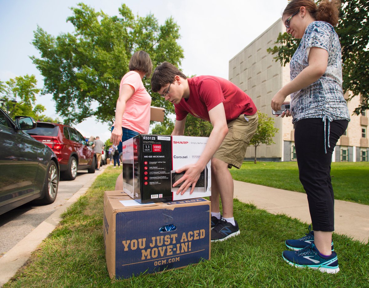 bradleyu's tweet photo. #BradleyMoveIn ✔️ Welcome home, Braves ❤️🅱️ https://t.co/F7cwrxx9ej