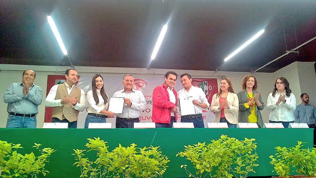 alfredo_ferrari's tweet photo. Presente en la toma de protesta del @CENJP. Enhorabuena a sus nuevos dirigentes @fuensantaGuerr4 y @Jos_lvarez. ¡Mucho éxito! https://t.co/39mHAR49Kr