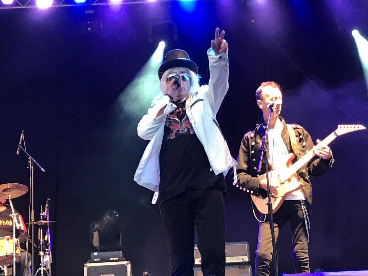 <a href="/Hysteria_Trib/">Hysteria-DefLepTribute</a> rocking <a href="/RockWrexham/">Rock The Park Music Festival®</a> #marketsquareheroes #rockwrexham