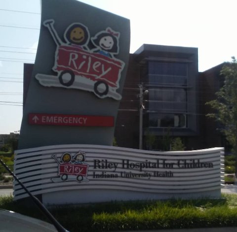 CalumetKeyClub's tweet image. After spending my Saturday at @RileyChildrens Hospital I cannot say how proud I am to be apart of this great organization! K-Family love is shown all over the hospital from ambulances, helipads, elevators and a whole WING to the hospital. I am moved. Thank you for your hard work!
