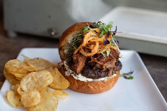 libertymarket's tweet photo. TODAY, August 18th - The Boursin Short Rib. 8oz beef patty, braised short rib, Boursin cheese, crispy onion straws and micro greens on a brioche bun. .
.
.
.
.
#deliciousgilbert #passionforfood #servefromtheheart #azlocal #gilbert #burgers #burgerdaze201… https://t.co/mPnw2Zo93N https://t.co/VUXpY6xgh9