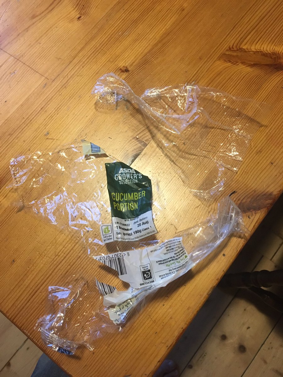 EHildrew's tweet photo. Shrink-wrapped cucumber inside a cellophane wrapper. Seriously @asda, you're double-bagging cucumbers??Not even trying to reduce plastic waste #plastic #plasticwaste #plasticfree #shame https://t.co/3hYya6CSvo