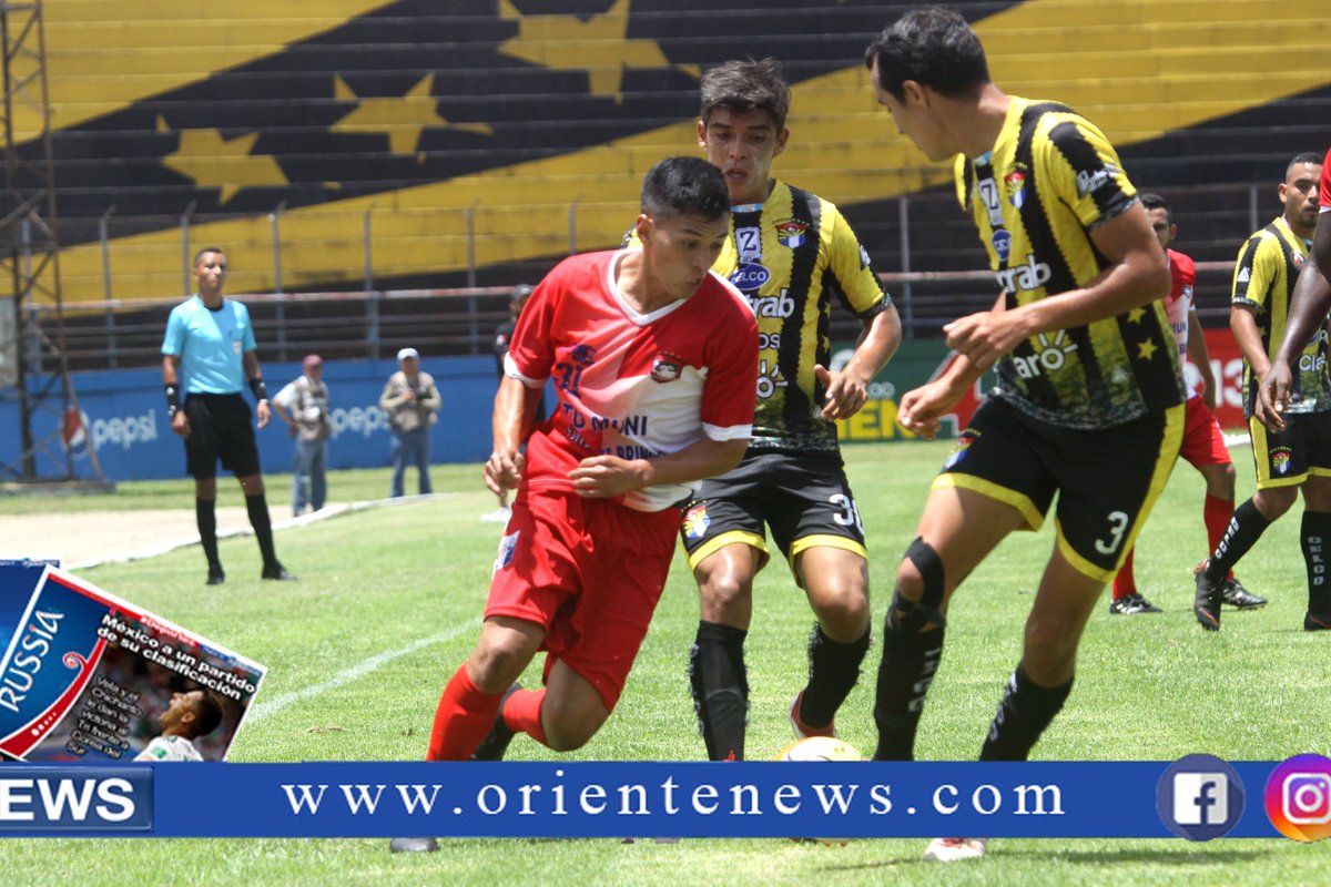CuqueJesus's tweet photo. #LaPrimeraPorOrenteNews Inica el segundo tiempo y el marcador cero a cero entre @tigresAurora vs @Depor_Mictlan https://t.co/U7FFIrwX1h