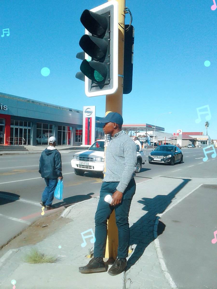 LuvoMluu's tweet image. #TaFire 
#CleanUpNiceMusicVideo 
#fashionblogger 

MLUU