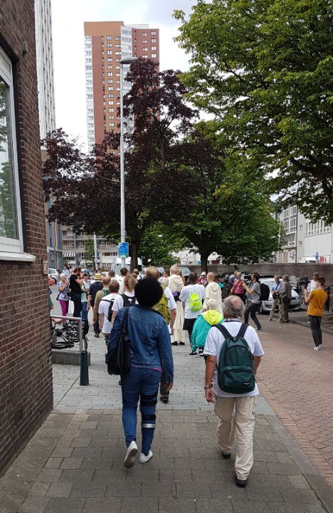 hetsteiger's tweet photo. De nieuwe paters zijn gearriveerd in hun klooster aan het Hang in Rotterdam. Na zes dagen pelgrimeren. Het Steiger gaf ze een warm welkom, incl. beierende klokken. https://t.co/ftkSJ2nrdD