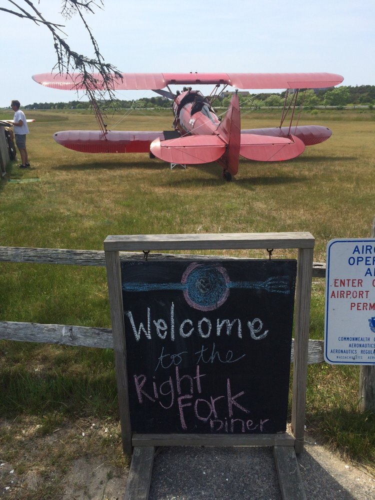 rightforkdiner's tweet photo. We β€οΈ Our Town... and so does @VOGUE
β¬οΈ Read the Article Here β¬οΈ
https://t.co/VabnIqNQGq
.
.
.
#TheRightForkDiner #TheRightFork #EdgartownMA #Edgartown #MAEats #EdgartownEats #MAFoodies #MarthasVineyard #MVEats #KatamaAirField #Vogue #VogueMagazine #VogueInternational https://t.co/M6xtt2sO0p