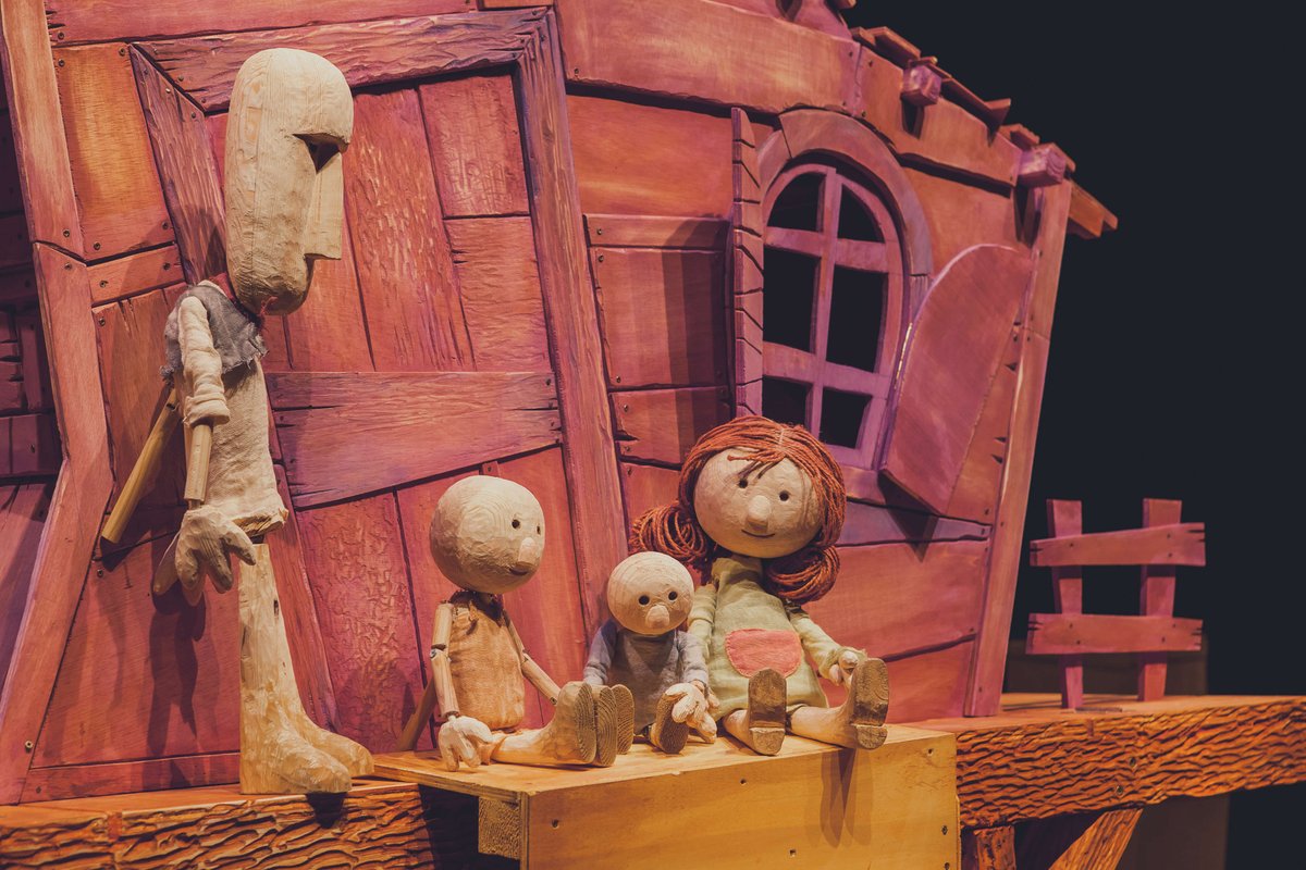 GasteizKultura's tweet photo. “La habichuela mágica” de Festuc Teatre este domingo 19 a las 19:00h en el Espacio Martín Ttipia. Un viaje hasta más allá del cielo donde vive un ogro y su tesoro. #Titereando. #VGKultura //v-g.eus/2KCA6mg https://t.co/AFS1oVzsFu