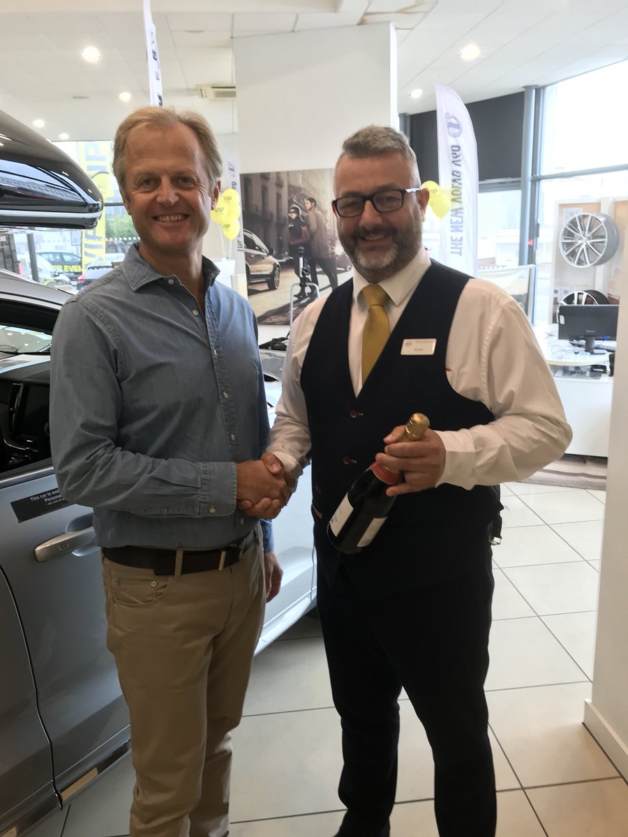 AdrianWallingto's tweet photo. Another great performance from Darren @volvocarslondon Watford #VIP #Endeavolution https://t.co/O0hS0F1KoT