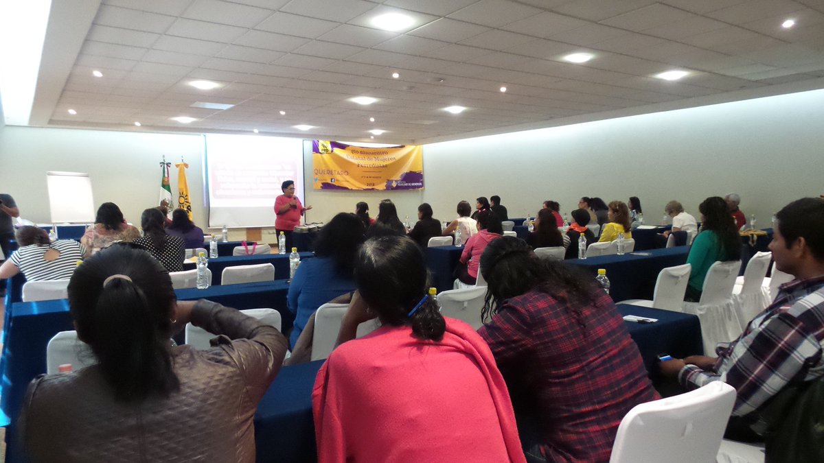 QroPrd's tweet photo. La doctora @ddhqroxana presente en el 4o Encuentro de mujeres, con el tema, "La salud como Derecho Humano". https://t.co/NbyguE51QO