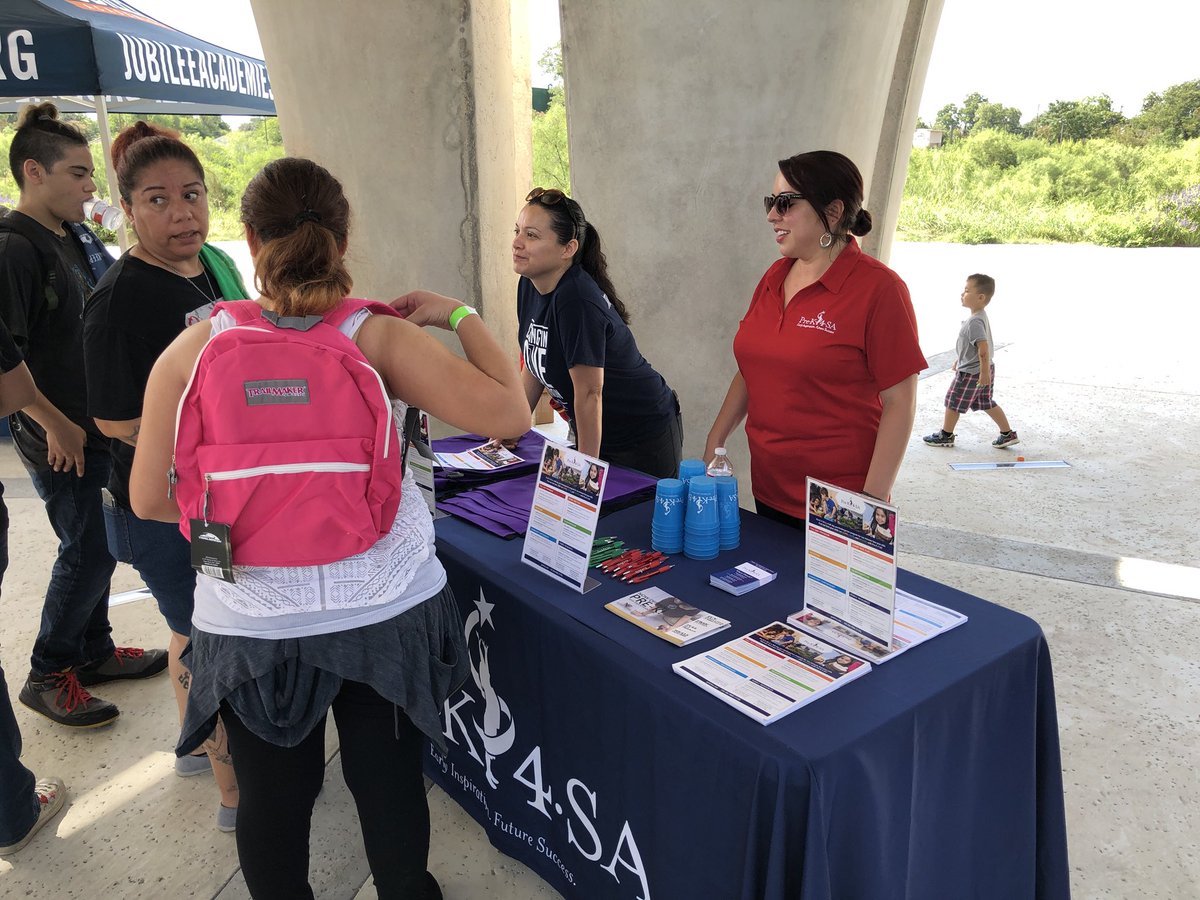 discoverschools's tweet photo. Pre-K 4 SA @PreK4SA at Families Empowered @FamsEmpowered Back to School Bash at Confluence Park. Four centers across San Antonio providing high quality early childhood education. 
#putkidsfirst #keeplearningSA #backtoschool #prek4sa https://t.co/DTwUllYNGu