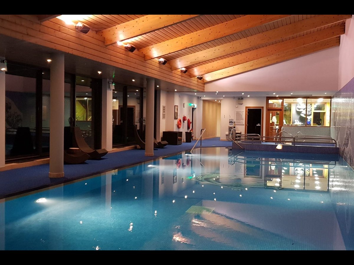 powerfullogos's tweet photo. This multi-award winning hotel making your safety top priority. This two shade blue works well with the luxury, sophistication and style of the Lyrath Estate, Kilkenny. Custom logo at pool entrance to give ownership and branding.  https://t.co/0kpCwjvjQG https://t.co/TSDpSOyJoP