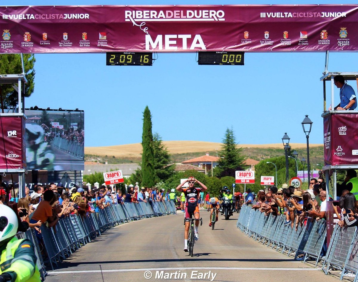 martin__early's tweet photo. Galería de fotos HIGHLIGHTS etapa 3 #VueltaRibera, 18-08-2018
1 Amo Brouwers #ACROG
2 Íñigo Colina @PuntaGaleaTxE
3 Favor Bomboi #ACROG
@VueltaRibera
https://t.co/Bca3AMFE50 https://t.co/dAtj0wrBAY