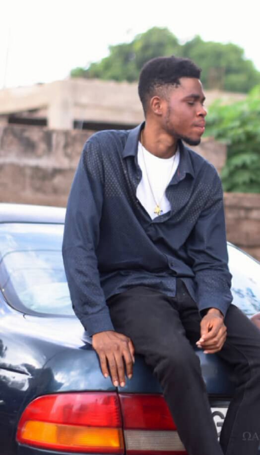 khatunsnow1's tweet photo. Waiting for 31st to drop my tune #bad Vibes @EfowanGH @FL_A_W_S @SavivaTepe @zito_king #Strawmanevents @selase_abiwu https://t.co/WnJwcRL8Ur