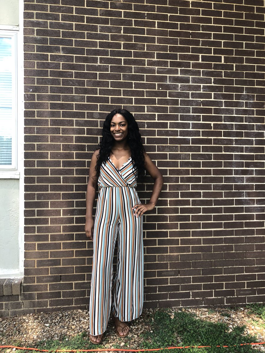 kysimonae's tweet photo. #SEN19R 💙 https://t.co/0ky9G4E31t
