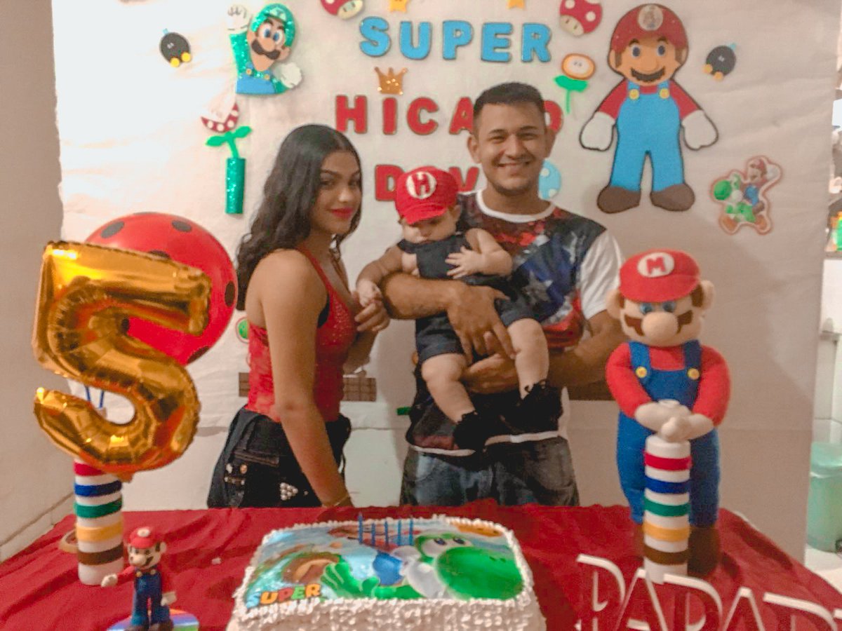 Dilenimy's tweet photo. Mesario do hicaro de 5 meses 👪❤

Super hicaro ❤😍 https://t.co/s5xopothex