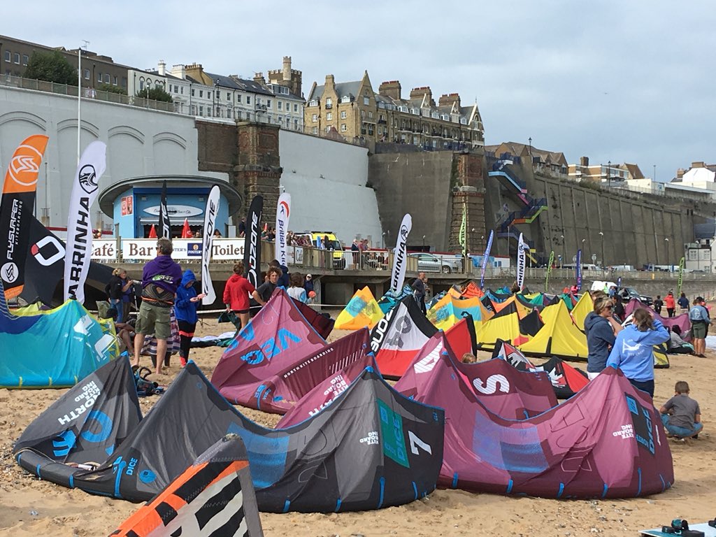 kitesurfarmada's tweet photo. That’s a wrap for Day 1 of the BKC Champs in Ramsgate. Great atmosphere all day &amp; enough wind to get some rounds completed. Stronger wind forecast tomorrow! @britkitesports @OzoneKites @kiteworldmag @easyridersuk #ActiveRamsgate #KitesurfRamsgate #ArmadaTrust https://t.co/EYgjIo3a4d