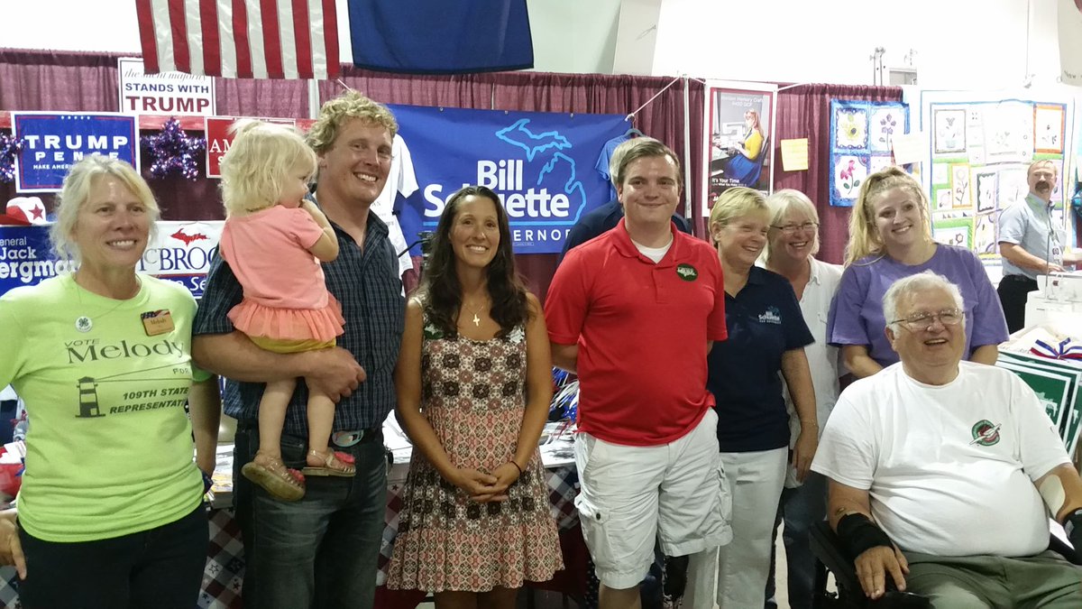 PKWalk's tweet photo. A huge thanks to our next Michigan Lt Gov. ➡️ Lisa Posthumus Lyons, for visiting us in the #UpperPeninsula. We refuse 💯% to go back to the #DarkDecade under @gretchenwhitmer! @SchuetteOnDuty @MIGOP #PayCheckAgenda #ResultsNotResistance https://t.co/z3kosGUpt0
