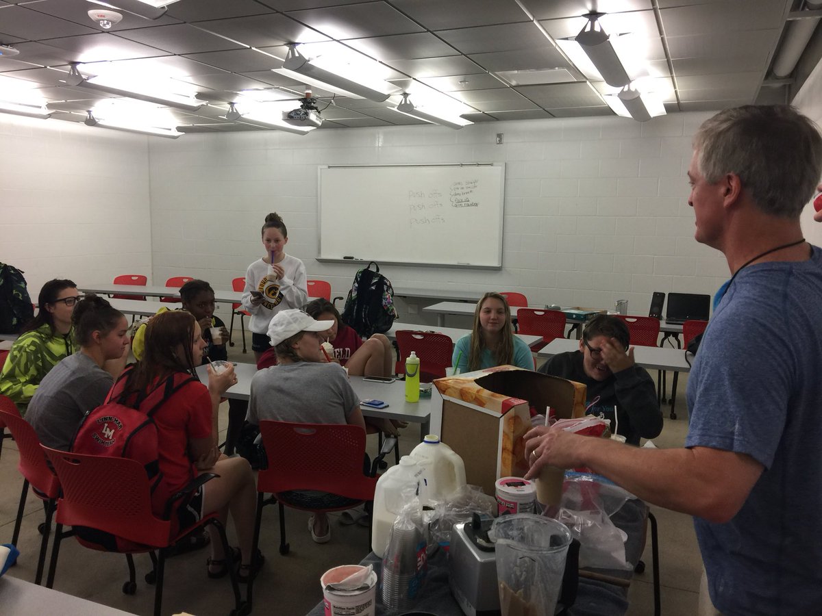 Thanks Coach Starr for making smoothies after Time Trials today! #wearelinnmar