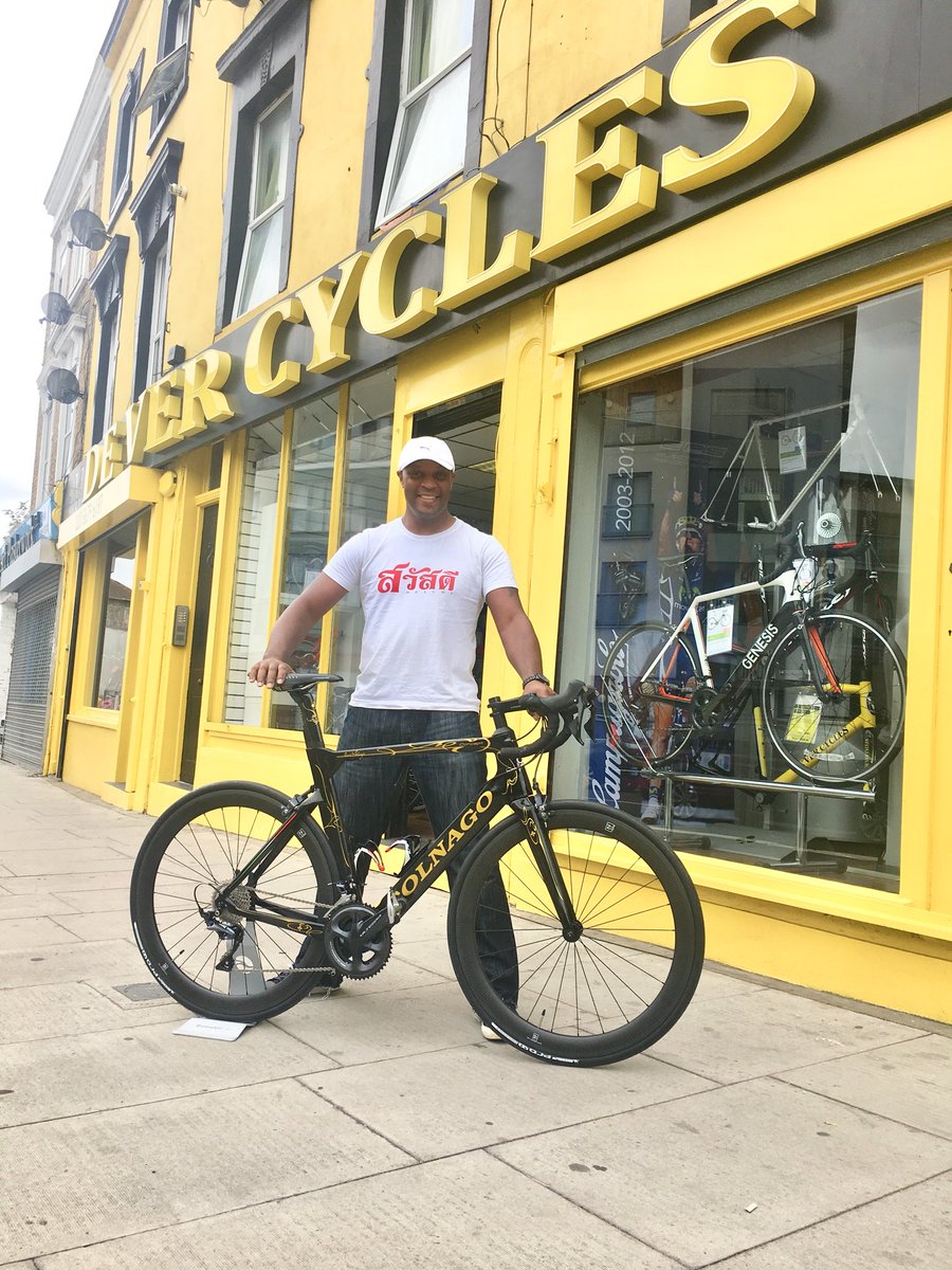 colnago concept black gold