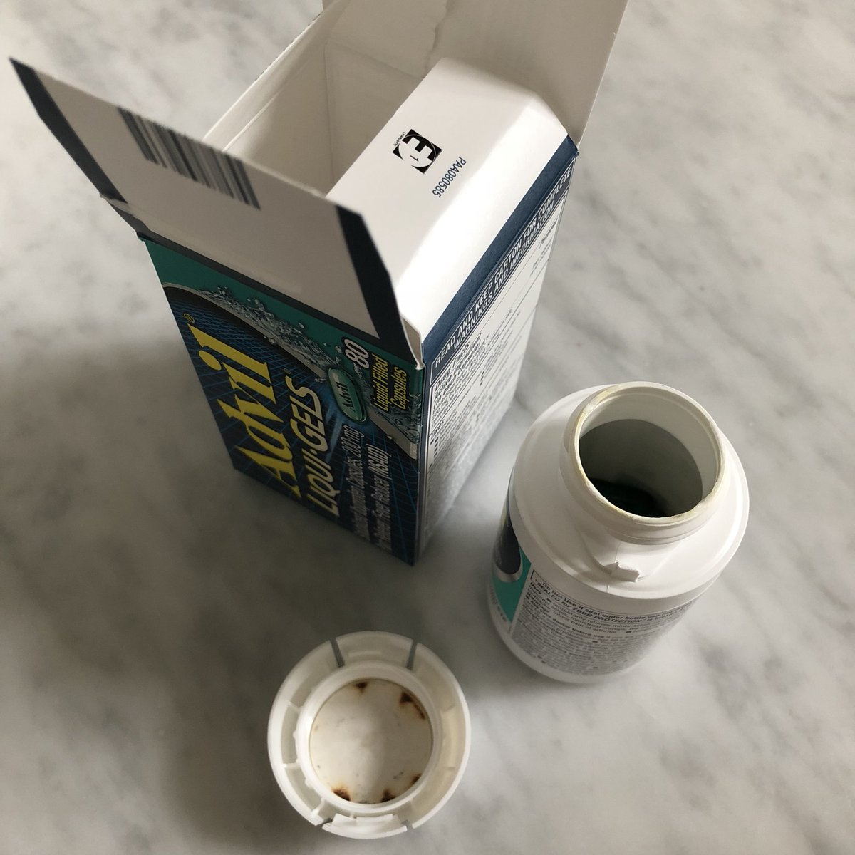 when you buy a “new” box of <a href="/AdvilRelief/">Advil</a> &amp; realize you actually just bought used Advil &amp; there’s no seal &amp; there’s mold under the cap 🤢🤮💀
