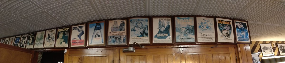 aitorarregi's tweet photo. Cinema Montserrat, Tossa de Mar. #xarma #preciositat #encanto https://t.co/f1ExmzEfVC