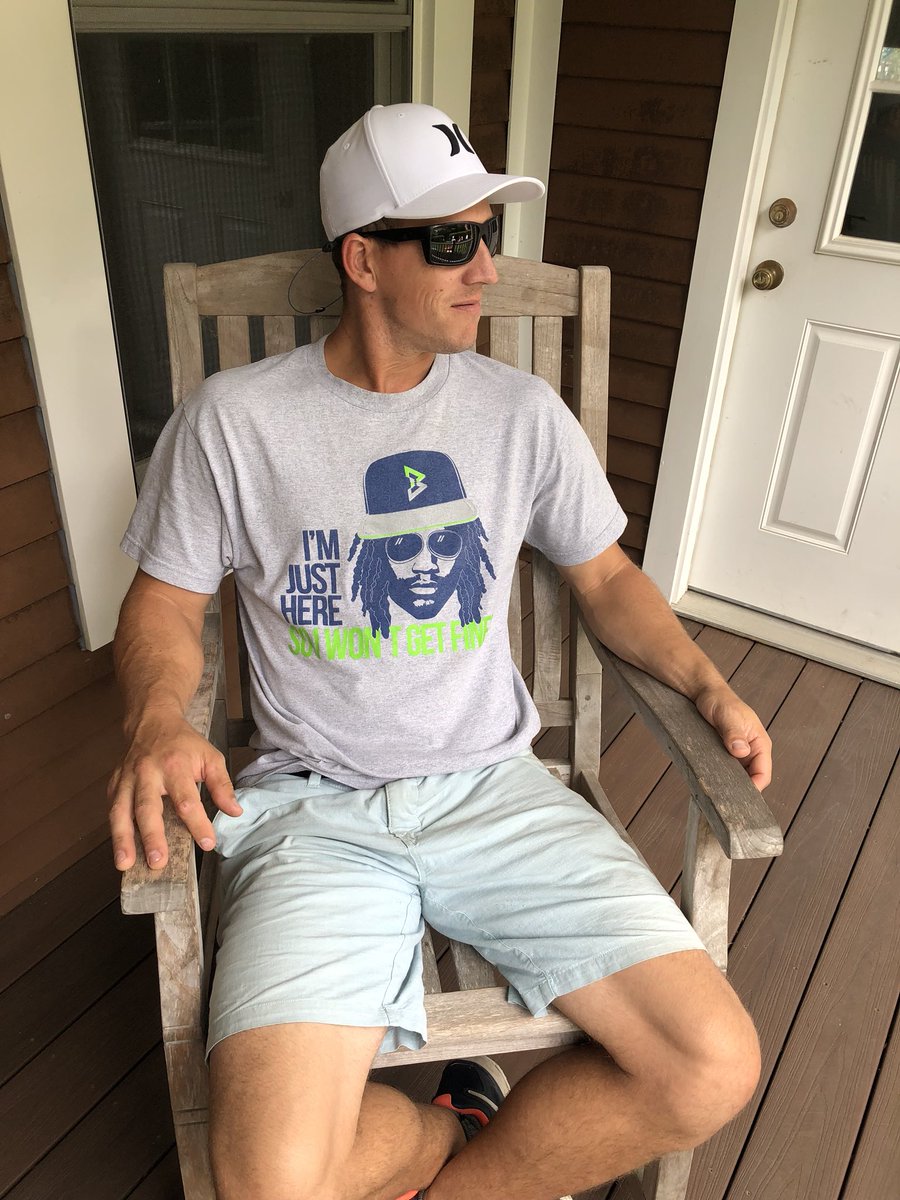 Brabant cornhole tournament 2018 reigning champ getting into #BeastMode before game time.  <a href="/MoneyLynch/">Marshawn Lynch</a> <a href="/beastmodestore/">BEAST MODE® Apparel</a> #TossBoss