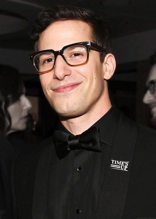 I CaN\t bElieVe tHis FReaKiNg bABy iS TuRNinG 40 
Happy birthday Andy Samberg 