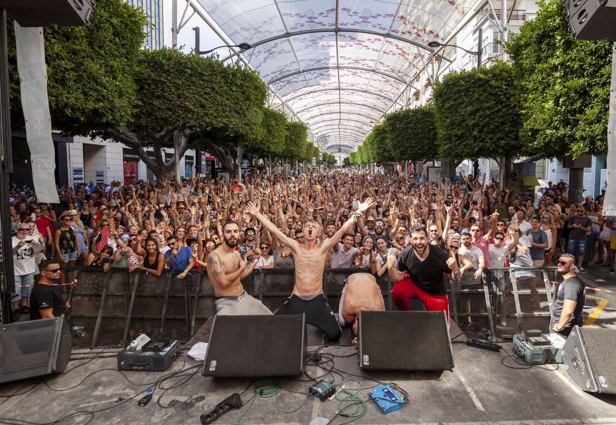 Es-pec-ta-cu-lar. Sin palabras. Así ha puesto el Paseo de Almería <a href="/KITAI_Oficial/">KITAI</a> con su actuación en el recinto ciudad del <a href="/coolturalfest/">Cooltural Fest - Music For All</a>