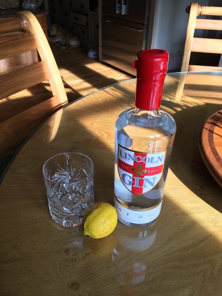 Lovely treat for a sunny Saturday evening.@TheLincolnGin #madeinlincolnshire #gin #summer