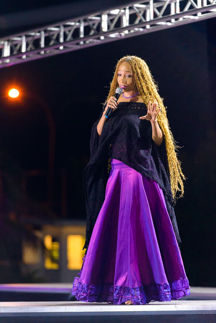 Everyday I pledge to give the world the best version of me and I encourage to do the same.
A Saturday of reflection of reflection as I write another chapter