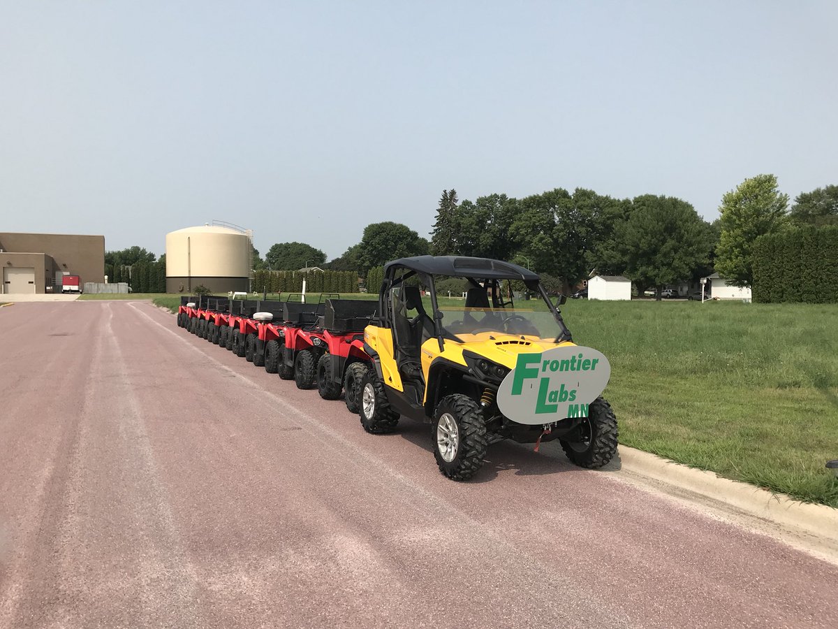 frontierlabsmn's tweet photo. Beautiful day for a parade! Come out with family or friends and enjoy the parade. Tell us during the parade you saw this post on social media and we’ll give you a Frontier Labs MN hat! https://t.co/lfB5tRH5hx