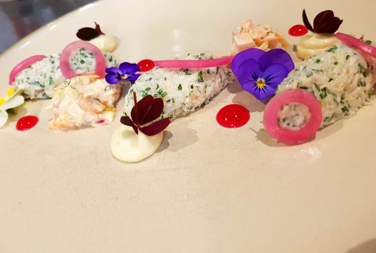 cafelilli's tweet image. New Starter Alert 🚨 Whitby Crab Meat, Kohlrabi Coleslaw, Tarragon Emulsion 🦀 #newdinnermenu #whitbycrab #supersaturday