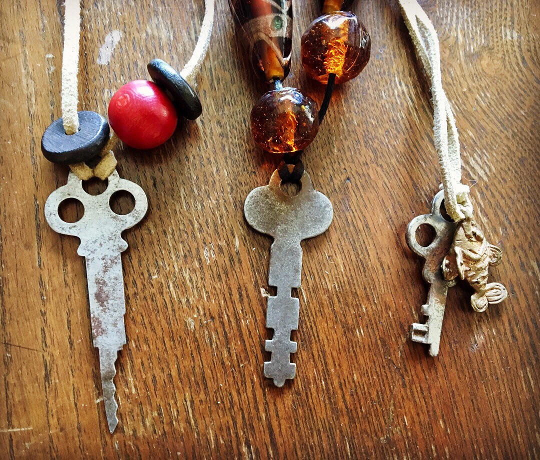 Foundation_IL's tweet image. The PNE opens today in #Vancouver and we are so excited to have our #jewelry for sale again this year! Check out these new #key #necklaces! For sale at the Farm Country Market in the animal barns… 
More at: instagram.com/p/BmoL5yJF5JC/