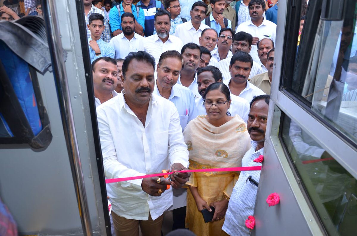 DVM CRMR tweet media