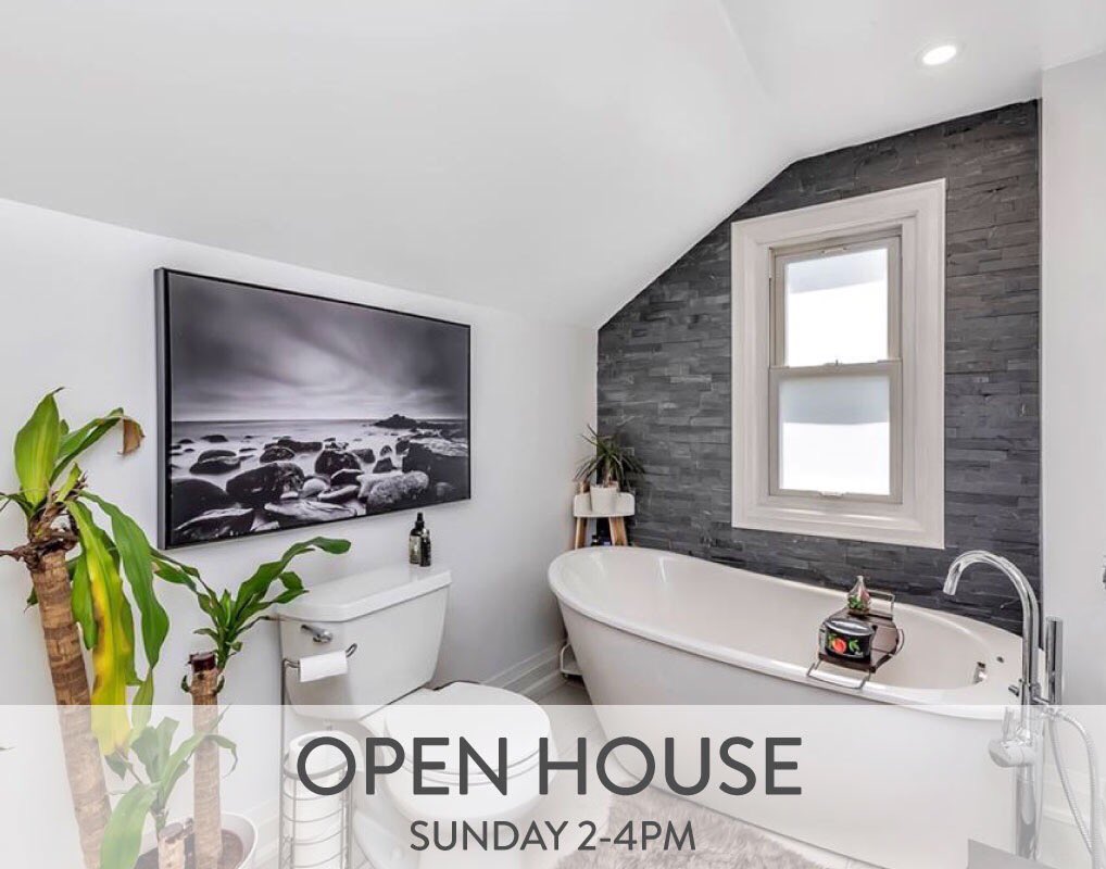 Bright_Realty's tweet photo. WEEKEND OPEN HOUSES | 
🏡1318 Fisher Ave, Burlington: Sun 2-4pm
🏡726 Brighton Ave, Hamilton: Sun 2-4pm https://t.co/8fXpSx2r2f