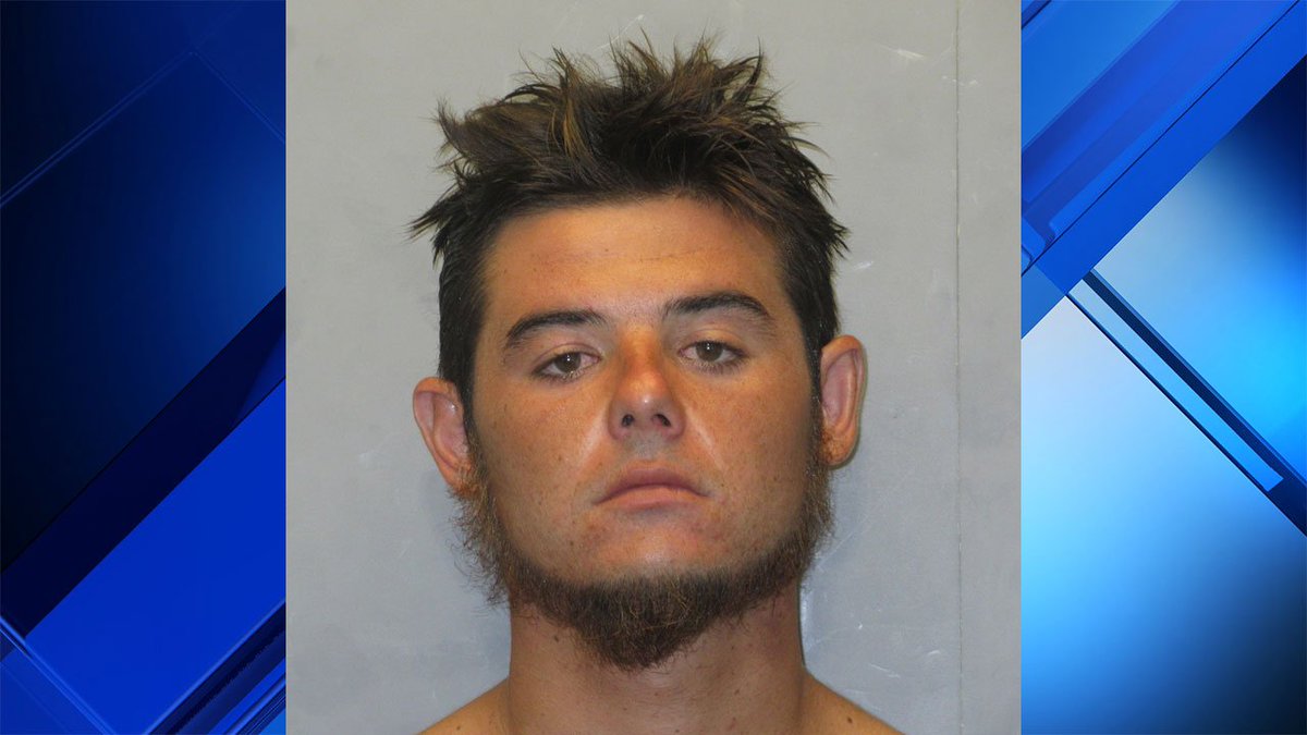 Man knocked unconscious after trying to break up argument outside bar bit.ly/2L4hlmV https://t.co/9ryoIdigwY