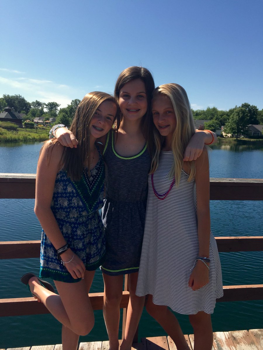 taylorstaubyn's tweet photo. Happy birthday Caitlin🎂😘 hope your day is awesome!! Thanks for all the rides and fun memories 😂💜 https://t.co/bRfnJYZU4C