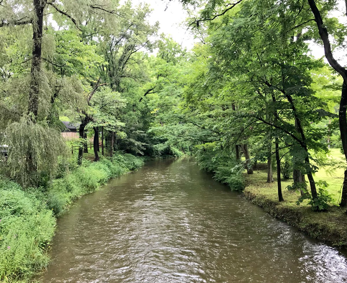 kbatygin's tweet image. Gotta say - @KentPresents was a really cool ideas festival. I had a great time at my #PlanetNine panel with Julia Greer, and it was awesome to see the other talks (the cyber warfare panel in particular was frighteningly interesting). Plus, Kent, CT is beautiful!