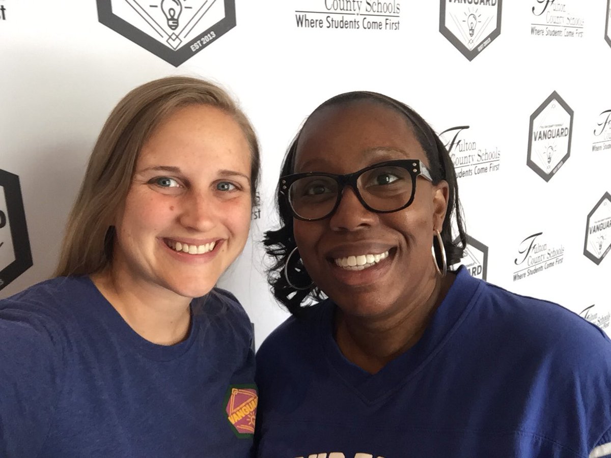 FergusonSTEM's tweet photo. @SeabornLeeES representing at Vanguard kickoff today! #slcrocks #fcsvanguard #vanguardkickoff @mrs____jones https://t.co/5dtLhGt4wV