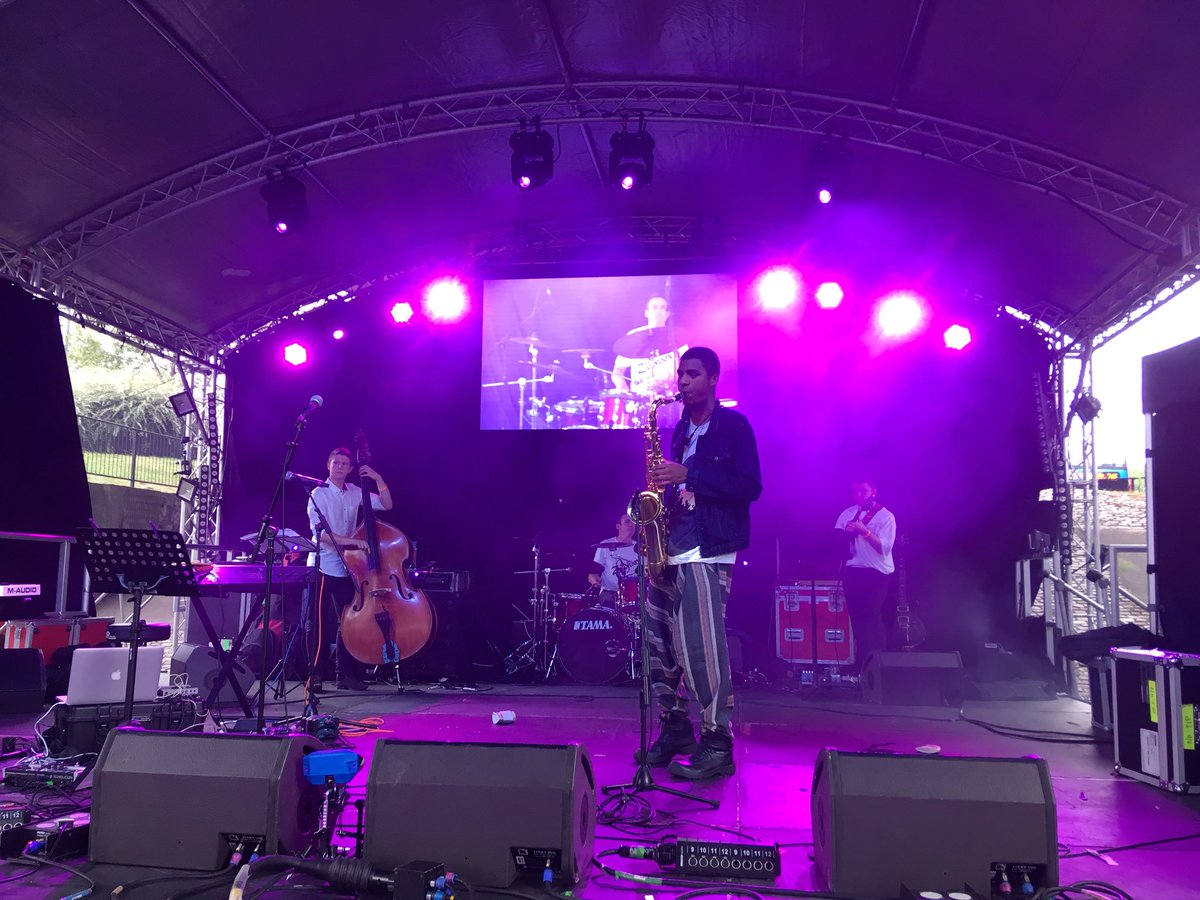 MrLSaunders's tweet image. Really love @FlyoverShow. Always a great vibe &amp;amp; a great way to connect music &amp;amp; art with the city #flyovershow #birmingham