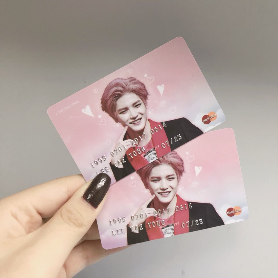 RG__TY's tweet photo. 태용 PVC 카드 2차 재고 판매

➖
입금 기간 : 08.19~ 08.26
입금 폼 : https://t.co/iK2uMQQSnm

이 글을 리트윗 해주시는 분들 중 추첨을 통해 한분께 PVC 카드를 보내드립니다 (국내한정)

🔔 재고가 너무 많이 남아 있어요 💦 남은 카드 얼른 구매해주세요 🙏

#태용 #TAEYONG #NCT https://t.co/LameQ6TZib