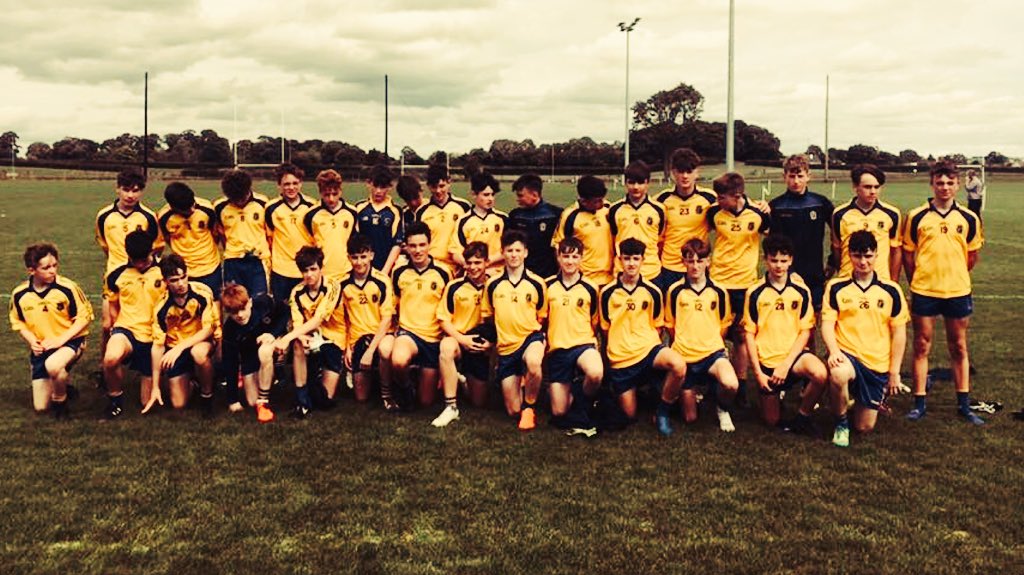 RosGaaCoaching's tweet photo. Well done to the Roscommon U-15 management team &amp; players who were defeated by @SligoGAACandG in the Adam Mangan shield final. Thanks to @Offaly_GAA for organizing this wonderful tournament 💛💙💛💙#rosgaa https://t.co/ruYhvTghpX