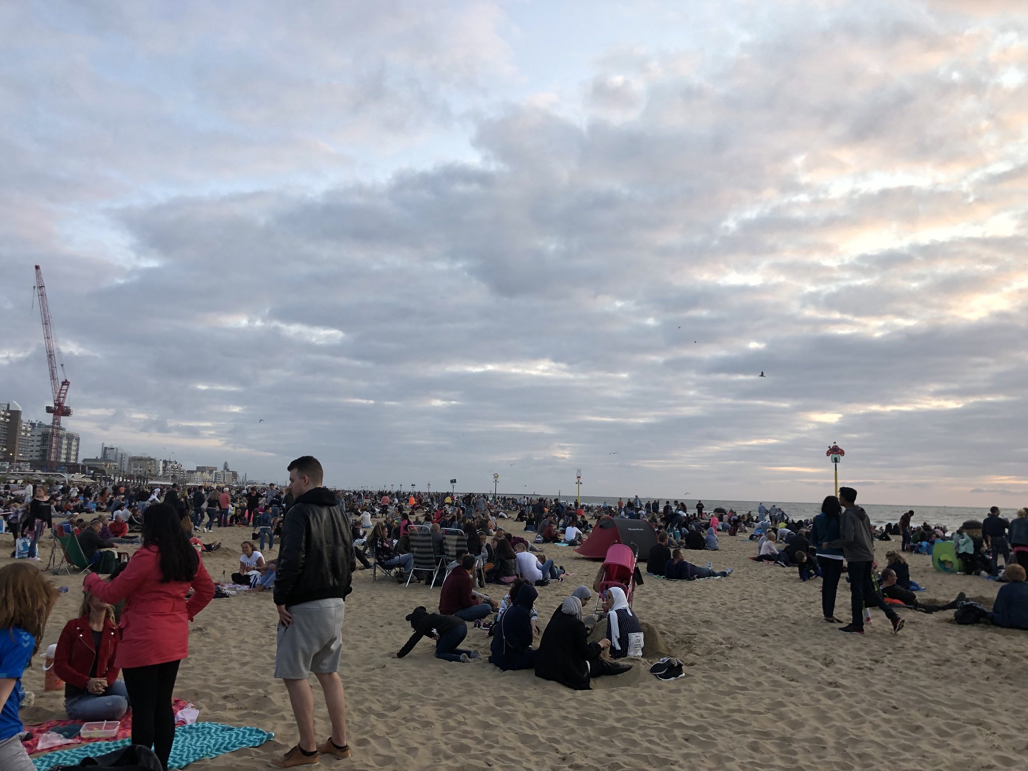 スケベニンゲン Twitter Search Twitter