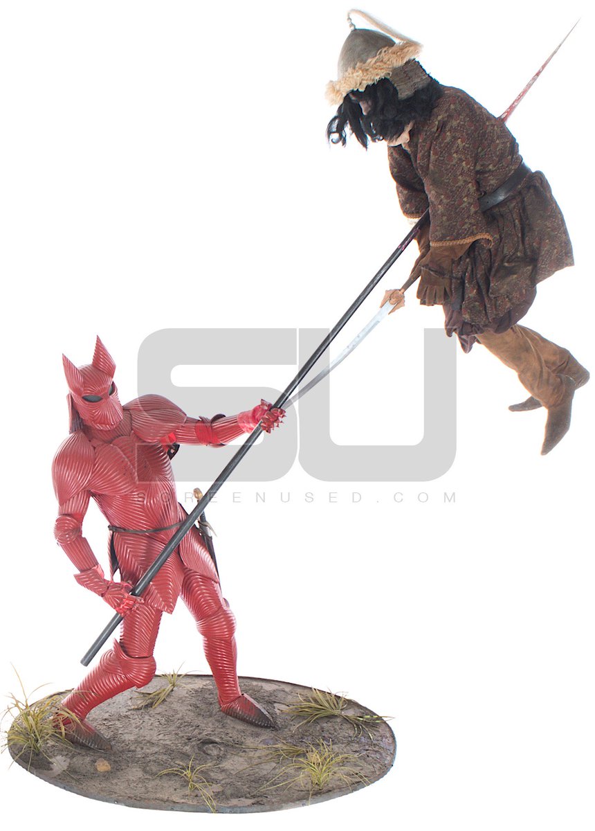 screenused's tweet image. Another featured item in our ScreenUsed auction is a Life-sized Dracula's Armour Display from Bram Stoker's Dracula. This is incredibly impressive in person, measuring almost 10 feet tall. Bidding open now, auction closing Aug 25th - bid.screenused.com/Bram-Stoker-s-…
