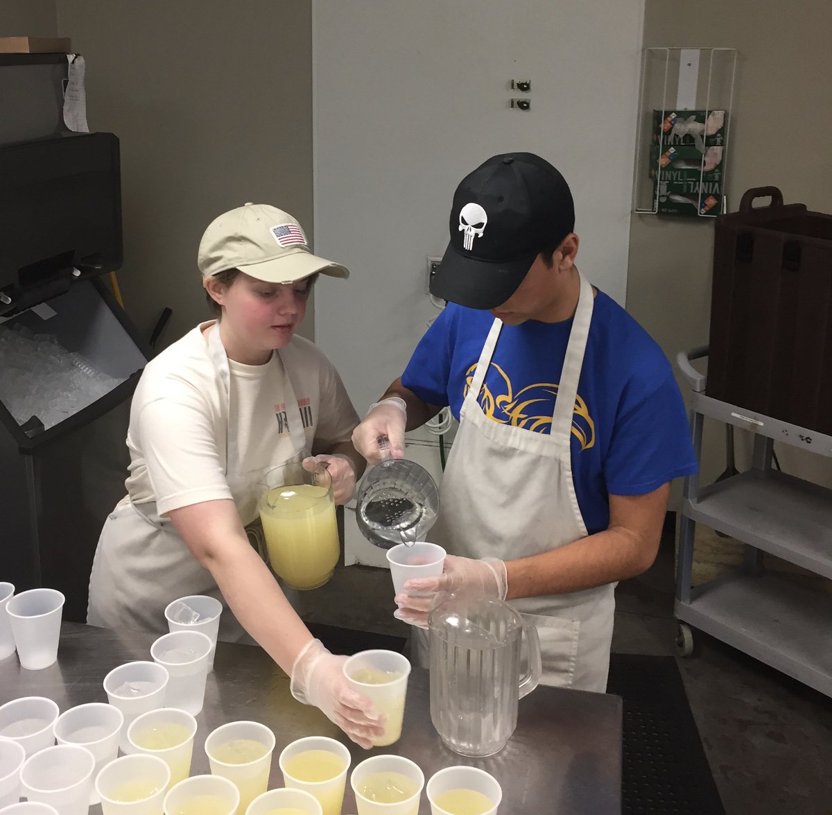 BethlehemHS's tweet photo. Freshmen Lindsey Nelson and Ian Downey rose early this morning to prepare and serve lunch at Louisville’s Franciscan Soup Kitchen.  #wearebethlehem https://t.co/rpTZehZkrV
